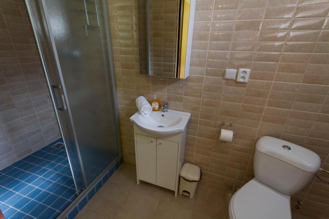 Apartmany Bowling Frýdlant Exteriör bild