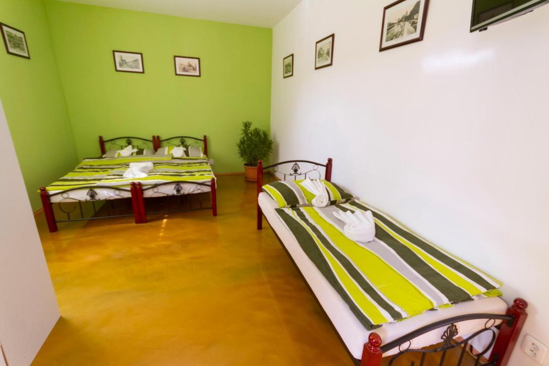 Apartmany Bowling Frýdlant Exteriör bild